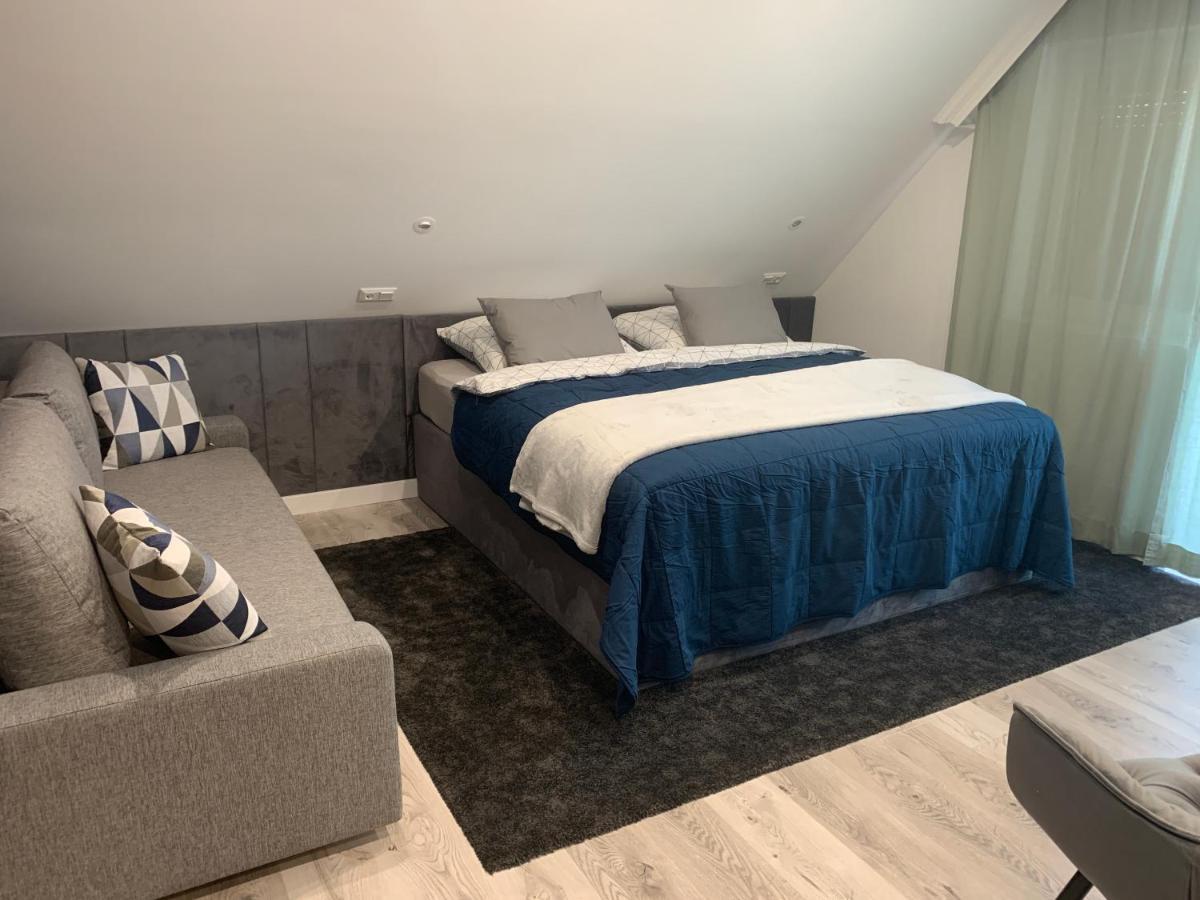 Hollik Apartmanhaz Balatonfüred Екстериор снимка