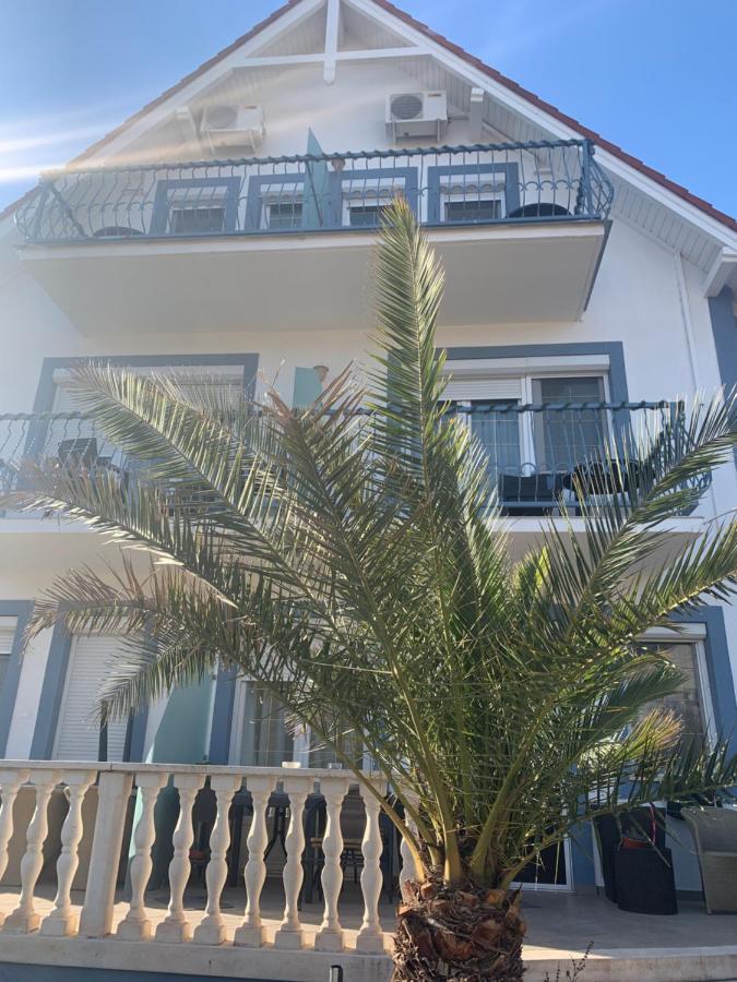 Hollik Apartmanhaz Balatonfüred Екстериор снимка