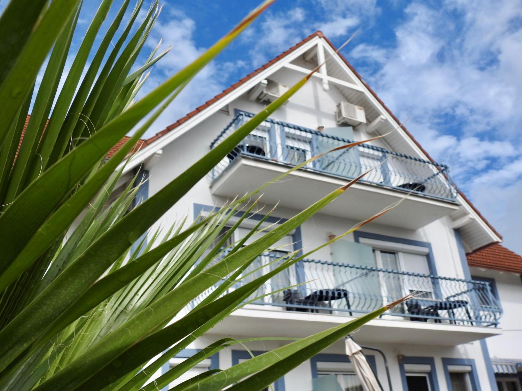 Hollik Apartmanhaz Balatonfüred Екстериор снимка